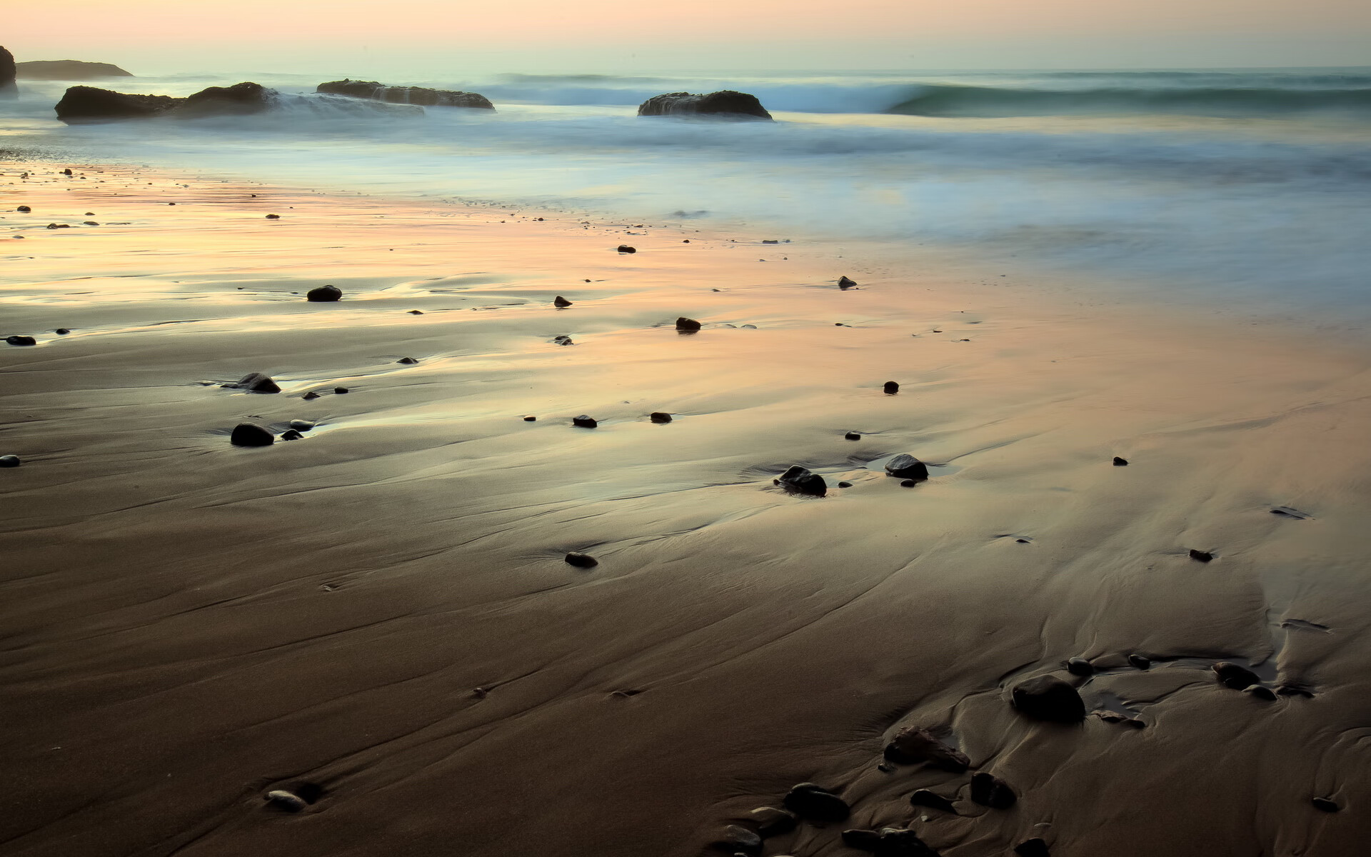 中国足球大学校园足球与职业足球对接模式,中国足球积弱多年,校园足球是返璞归真