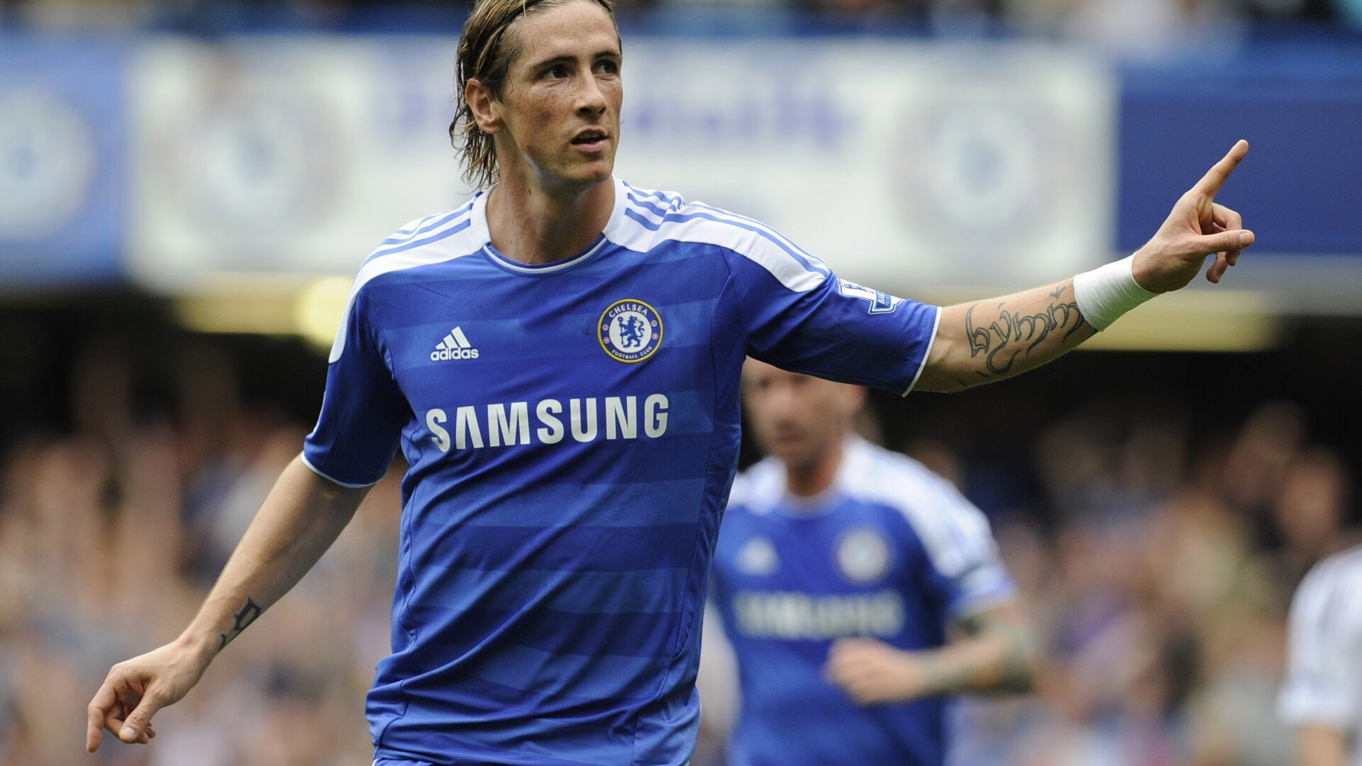 世界杯四强：巴西VS西班牙 南美艺术与西班牙细腻撞出火花